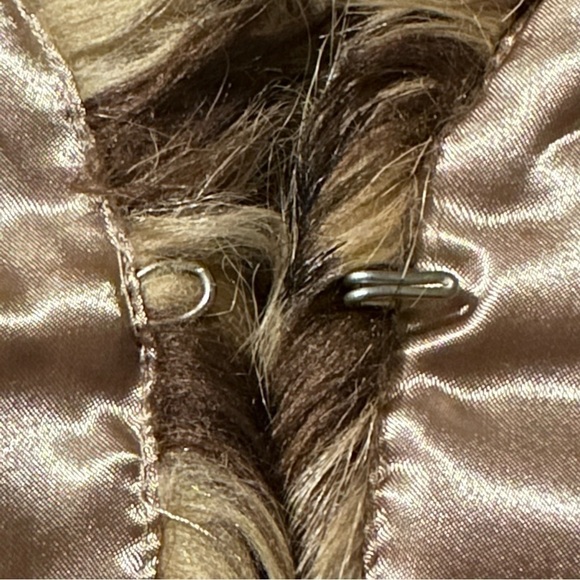 TIFF Faux Fur Animal Print Vest Lined Jacket Plush Cozy Soft Girl’s L Large - Picture 6 of 12